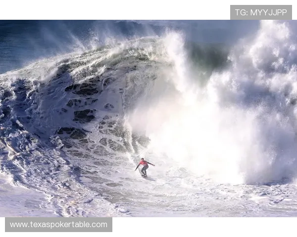 陈芋汐的勇气：征服巨浪汇入大海